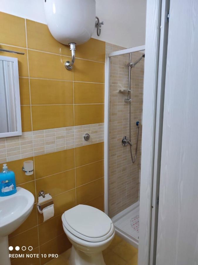D&M21 Bed & Breakfast Napoli Bagian luar foto